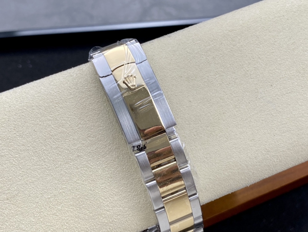 激安ロレックス着用イメージ